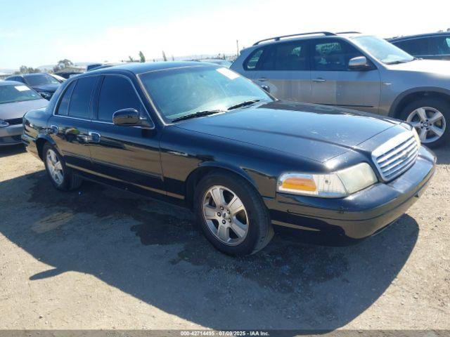  Salvage Ford Crown Victoria