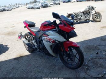  Salvage Yamaha Yzfr3