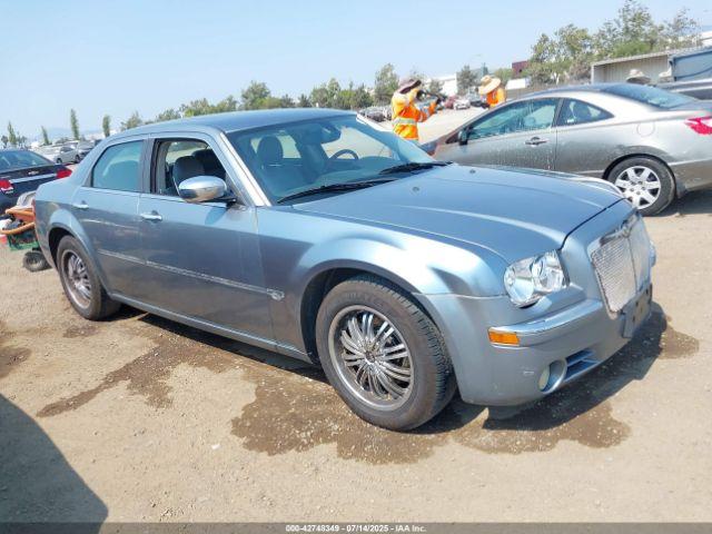  Salvage Chrysler 300c