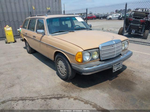  Salvage Mercedes-Benz 300