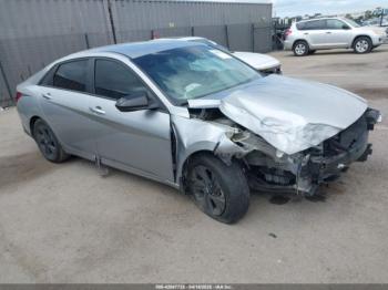  Salvage Hyundai ELANTRA