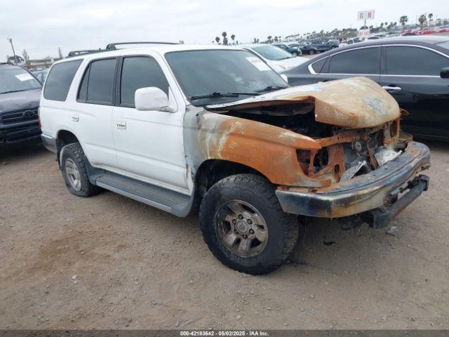  Salvage Toyota 4Runner