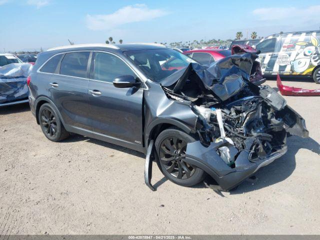  Salvage Kia Sorento