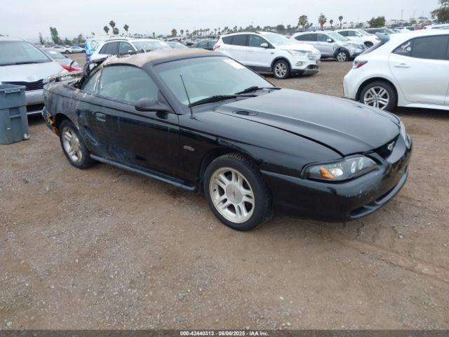  Salvage Ford Mustang