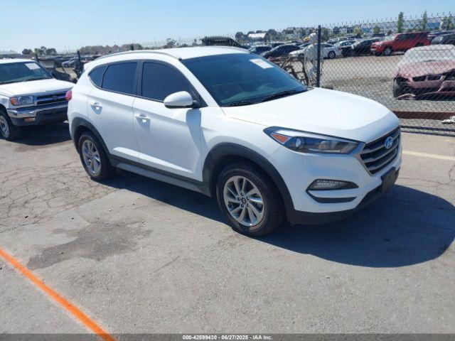  Salvage Hyundai TUCSON