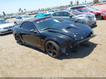  Salvage Ford Mustang