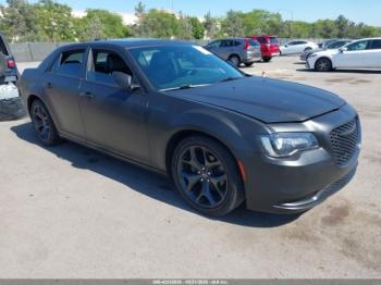  Salvage Chrysler 300