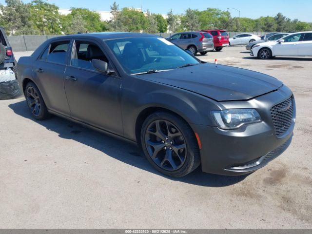  Salvage Chrysler 300