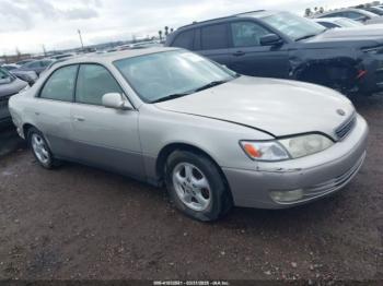  Salvage Lexus Es
