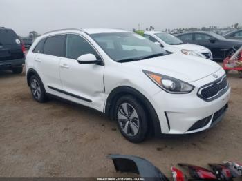  Salvage Kia Niro