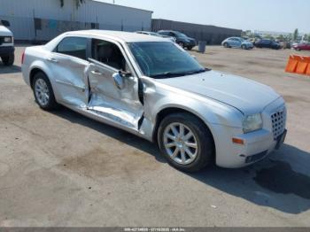  Salvage Chrysler 300