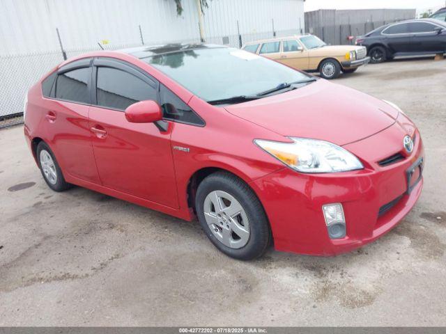  Salvage Toyota Prius
