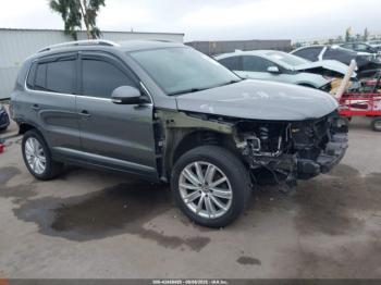  Salvage Volkswagen Tiguan