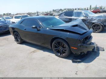  Salvage Dodge Challenger