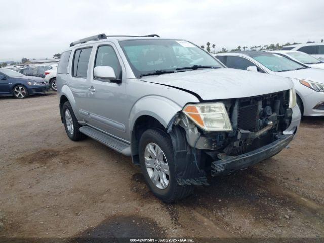  Salvage Nissan Pathfinder