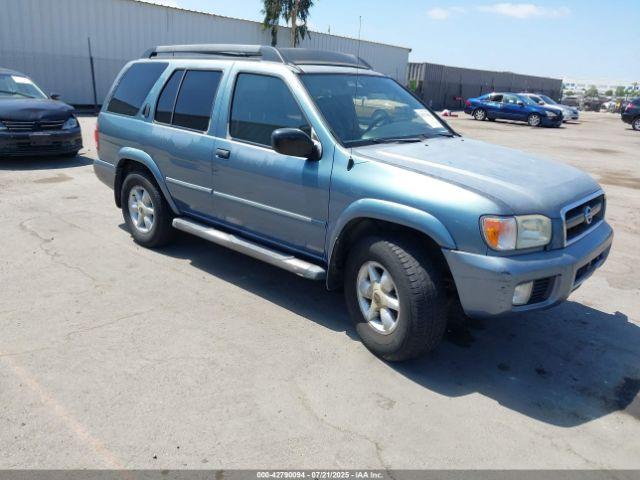  Salvage Nissan Pathfinder