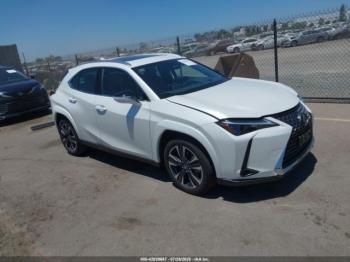  Salvage Lexus Ux