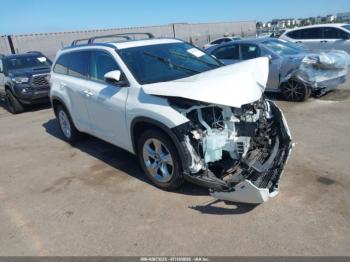  Salvage Toyota Highlander