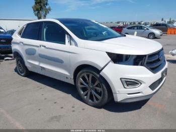  Salvage Ford Edge