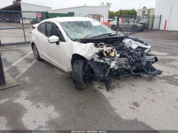  Salvage Mazda Mazda3