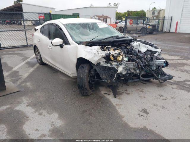  Salvage Mazda Mazda3