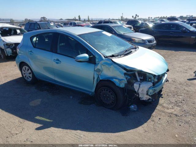  Salvage Toyota Prius c