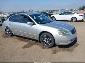  Salvage Nissan Altima