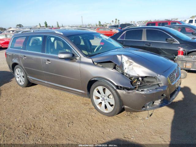  Salvage Volvo V70