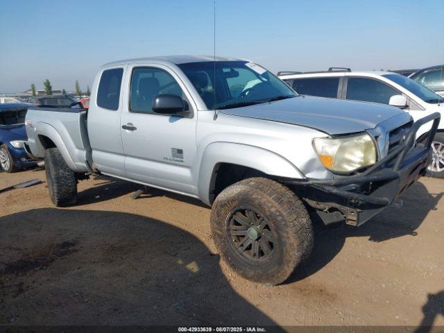 Salvage Toyota Tacoma
