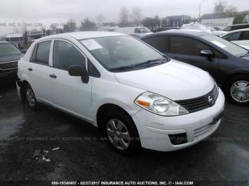  Salvage Nissan Versa