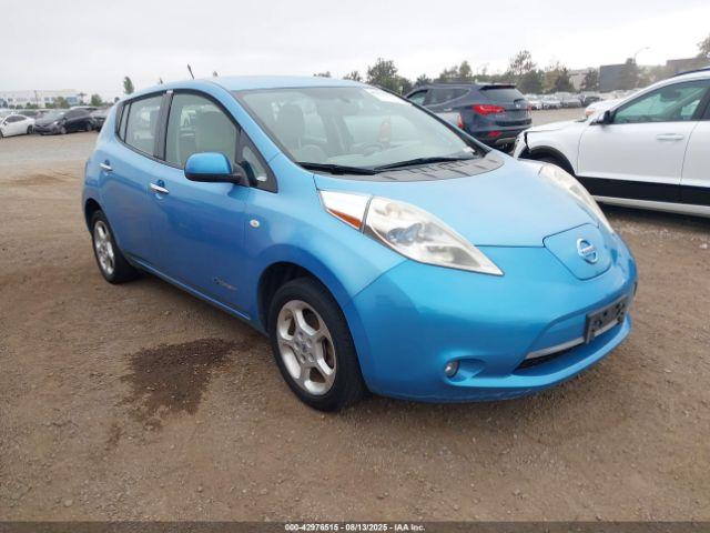  Salvage Nissan LEAF
