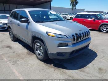  Salvage Jeep Cherokee