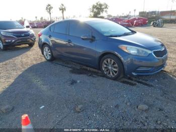 Salvage Kia Forte
