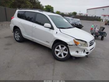  Salvage Toyota RAV4