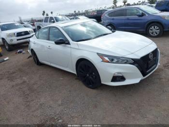  Salvage Nissan Altima