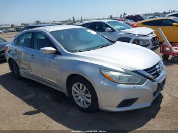  Salvage Nissan Altima