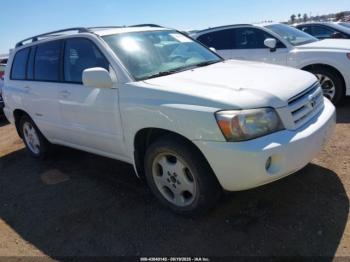 Salvage Toyota Highlander