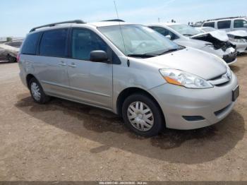  Salvage Toyota Sienna