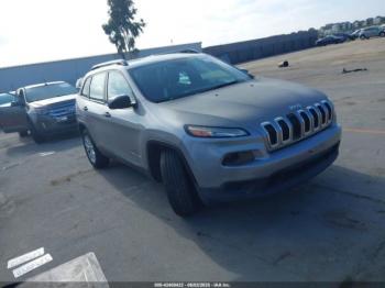  Salvage Jeep Cherokee