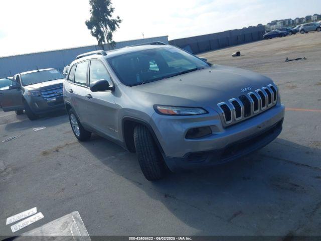  Salvage Jeep Cherokee
