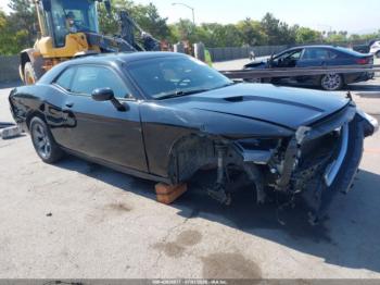  Salvage Dodge Challenger
