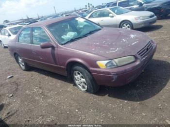  Salvage Toyota Camry