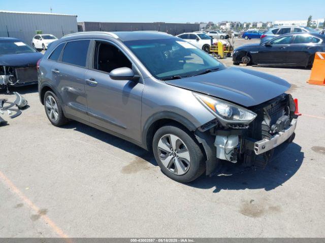  Salvage Kia Niro