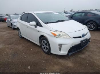  Salvage Toyota Prius