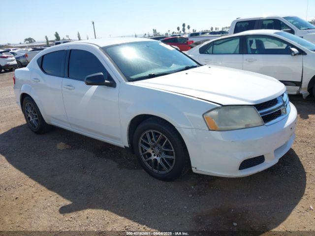  Salvage Dodge Avenger