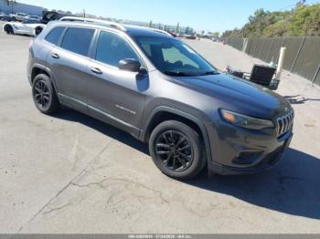  Salvage Jeep Cherokee