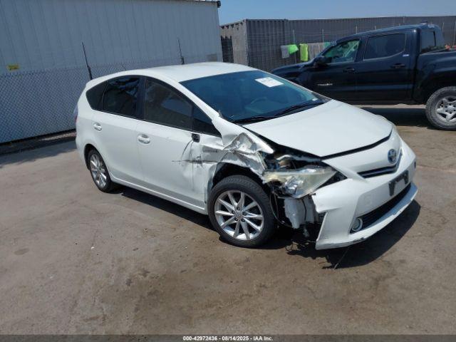  Salvage Toyota Prius v