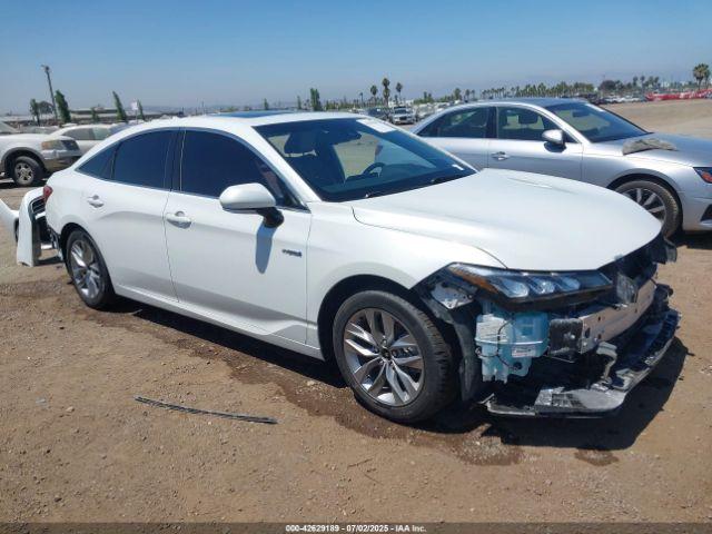  Salvage Toyota Avalon Hybrid