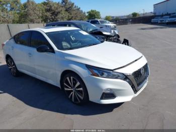  Salvage Nissan Altima