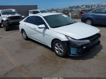  Salvage Hyundai ELANTRA